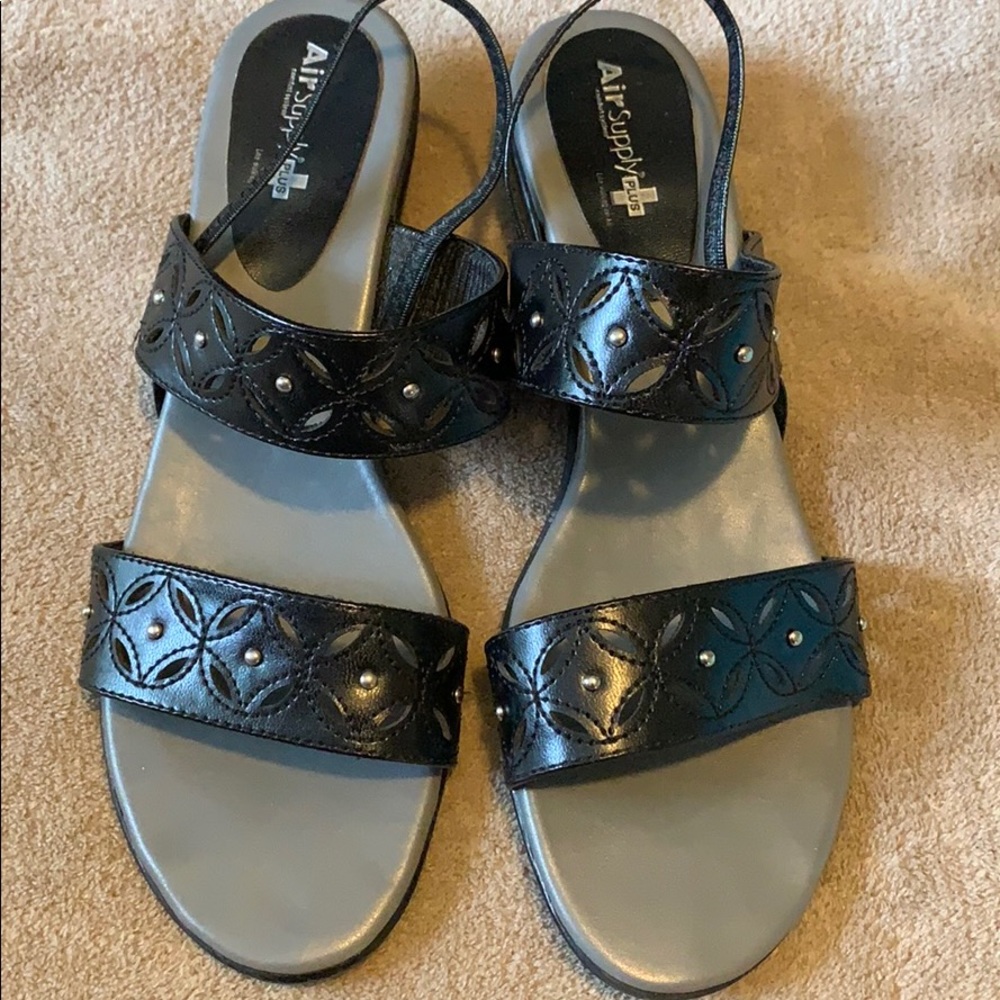 Black sandals
